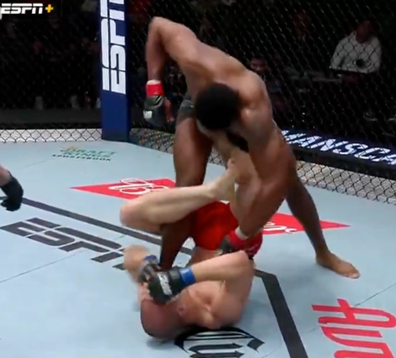 Watch Mansur Abdul-Malik deliver a devastating debut performance at UFC Vegas 100