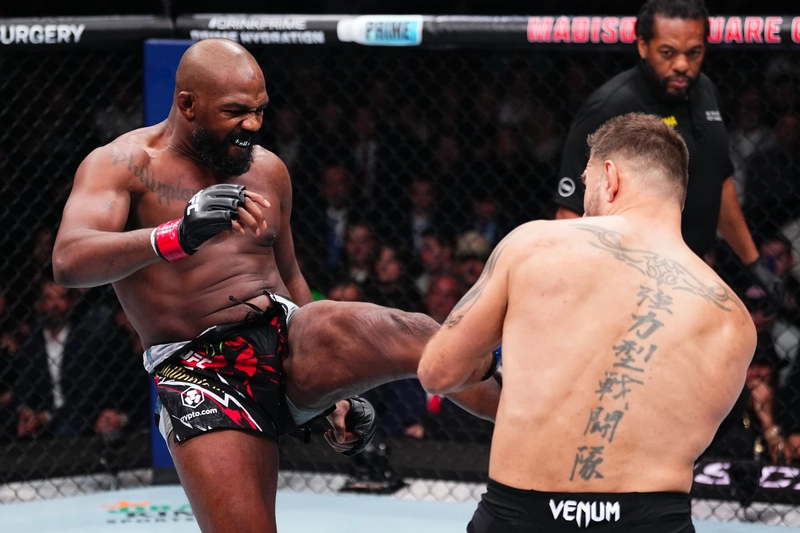 Jon Jones vs. Stipe Miocic full fight video highlights
