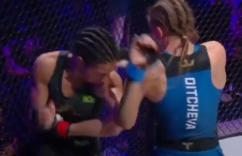 Watch Dakota Ditcheva’s brutal body shot knockout of Taila Santos in slo-mo
