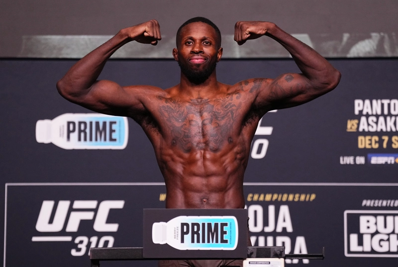 Randy Brown upset with Bryan Battle’s big weight miss at UFC 310: ‘How is that fair to me?’