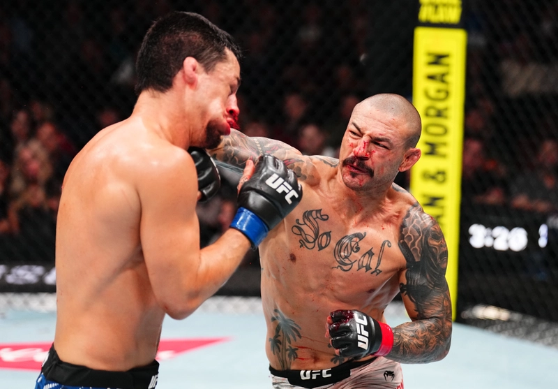 UFC Tampa video: Cub Swanson scores vicious walkoff knockout after absolute war with Billy Quarantillo